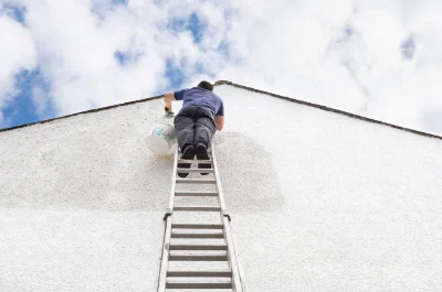 Peinture extérieure à Mirandol-Bourgnounac — façades et ravalement